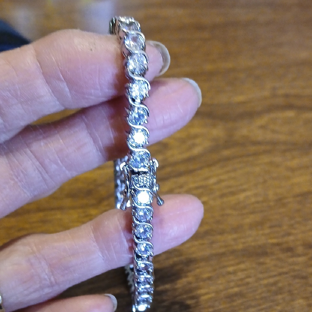 Elegant Silver Bracelet